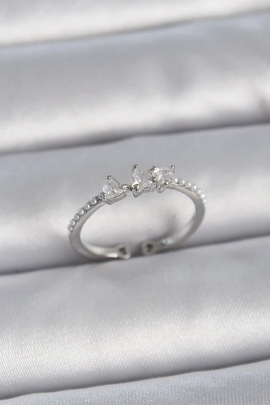 Pirinç Gümüş Renk Zirkon Taşlı Kalp İnci Detay Ayarlanabilir Model Kadın Yüzük ürün görseli