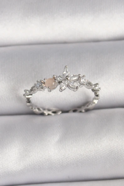 Pirinç Gümüş Renk Zirkon Taşlı Çiçek Model Ayarlanabilir Yüzük ürün görseli 1