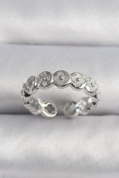 Pirinç Gümüş Renk Beyaz Sedefli Yonca Model Kadın Yüzük ürün görseli