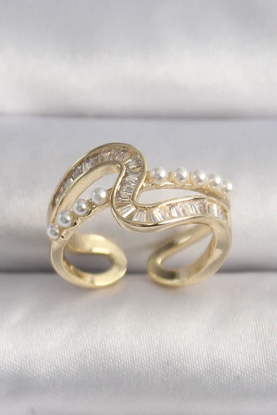 Pirinç Gold Renk Zirkon Taşlı İnci Detay VIP Seri Kadın Yüzük ürün görseli