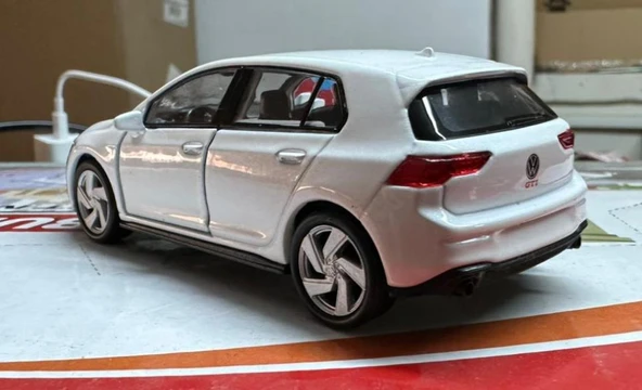 Oyuncak Metal Model Araba 1/36 Çek Bırak VW Golf 8 GTI Beyaz - 2