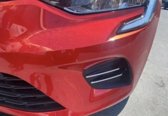 Renault Clio-5 Uyumlu Sis Far Çıtası Krom 4 Parça 2019 Ve Sonrası Modeller İçin ürün görseli 1