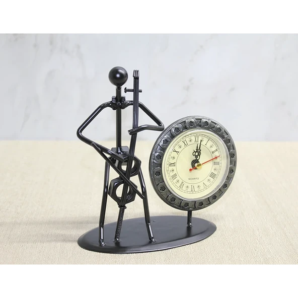 Metal Saatli Keman Çalan Müzisyen Alk4333 - 2