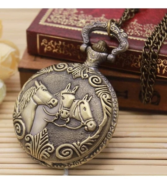 At Büstü Köstekli Saat Model 1 ürün görseli 1