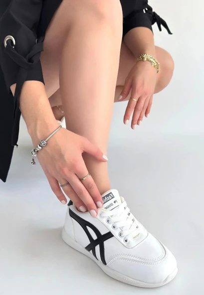 Zlay Beyaz Cilt Siyah Detaylı Bağcıklı Spor Ayakkabı - Resim 2