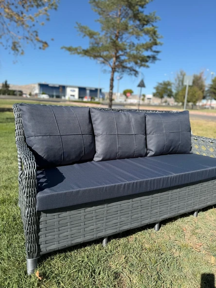 Ayaz 7 Kişilik Rattan Bahçe Oturma Grubu 3+1+1 Koltuk, Cam Masa Ve 2 Puf Hediyeli - 5