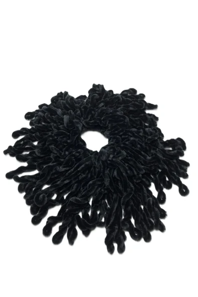 Loggia 6lı Siyah Tesettür Seti - Topuz Tokası, Eşarp Bandı, Klips, İç Başörtüsü, Düz Bone, Fırfırlı Bone - Resim 5