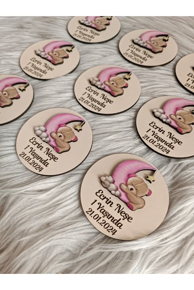 Doğrukan Hediyelik 10 adet pembe ayda ayıcıklı ahşap magnet yenidoğan doğum günü mevlüt hediyelikleri - Resim 2