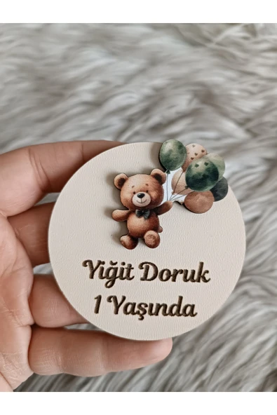 Doğrukan Hediyelik Yeşil balonlu tutan kahverengi ayıcık figürlü yenidoğan doğum günü magnet(10 adet) ürün görseli