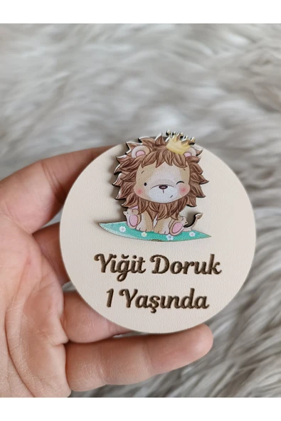 Doğrukan Hediyelik Altı yeşillikli aslan figürlü ahşap yenidoğan doğum günü magnet hediyelik (10 adet)