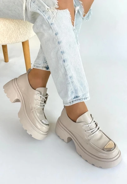 Kiya Bej Rugan Dolgu Topuk Oxford Ayakkabı ürün görseli