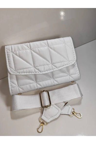 KAPİTONE DESENLİ AYARLANABİLİR MİNİ OMUZ ÇANTASI ürün görseli 1