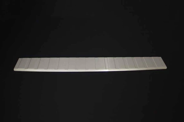 BMW 1 Serisi E87 Arka Tampon Eşiği - Krom Taşlı | 2004-2011 Arası, HB