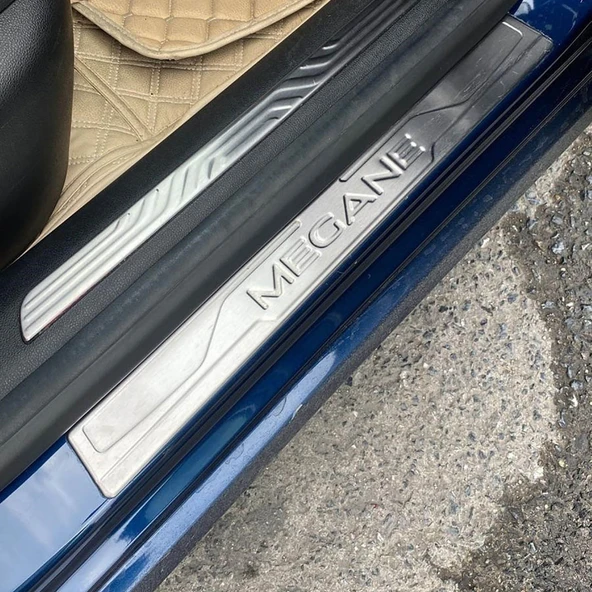 VW Transporter T5 Arka Tampon Eşiği - Krom Siyah | 2003-2014 Arası