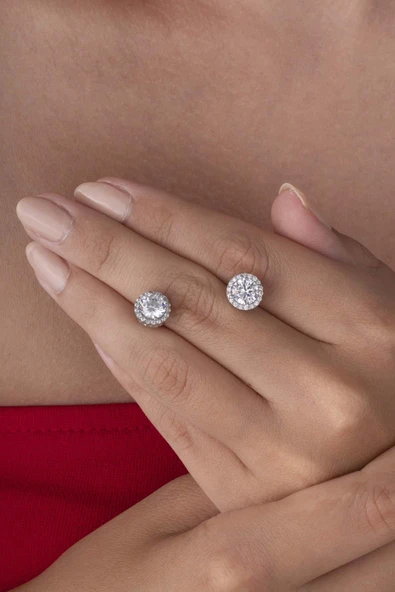 Gümüş Pazarım Yuvarlak Kesim Tektaş Kadın Gümüş Küpe