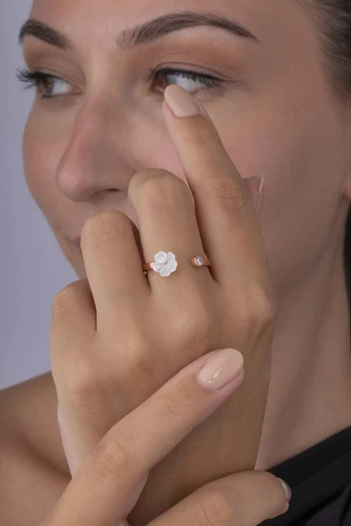 Gümüş Pazarım Manolya Çiçeği Kadın 925 Ayar Gümüş Yüzük - 2