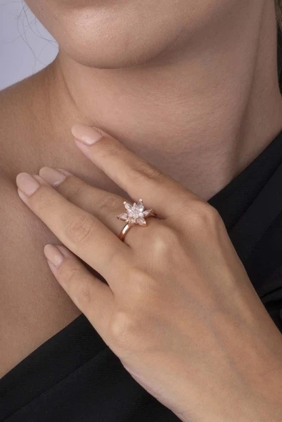 Gümüş Pazarım Beyaz Taşlı Lotus Çiçeği 925 Ayar Gümüş Ayarlamalı Yüzük - 2