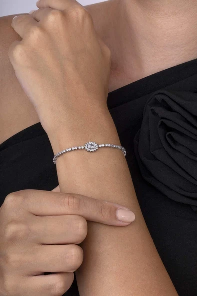 Gümüş Pazarım Pırlanta Montür Oval Taşlı 925 Ayar Gümüş Kadın Bileklik - Resim 3