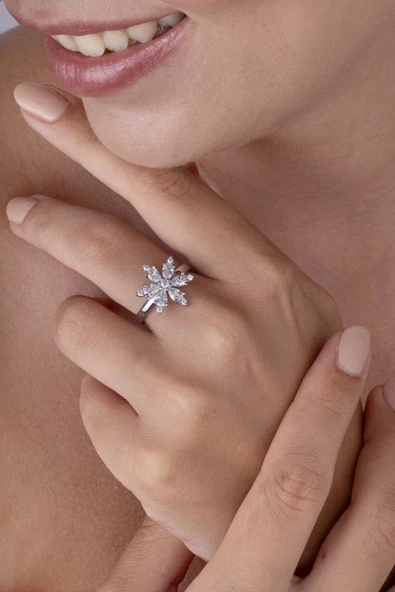 Gümüş Pazarım Damla Taşlı Ayarlamalı 925 Ayar Gümüş Kadın Yüzük