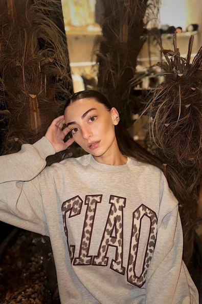 Quzu Nakış Detaylı Kadın Sweatshirt 26KSWT00855 - 3