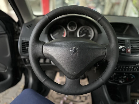 Peugeot berlingo Araca Özgü Dikmeli Direksiyon Kılıfı Düz Siyah İp ürün görseli
