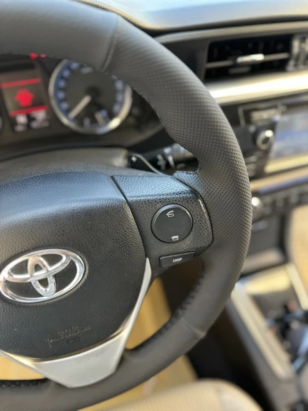 Toyota Corolla 2013-2018 Araca Özgü Dikmeli Direksiyon Kılıfı Nokta Düz Siyah İpli - Resim 5