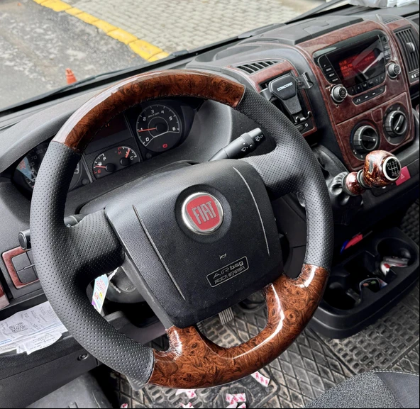 Fiat Ducota Araca Özgü Dikmeli Direksiyon Kılıfı Nokta Ahşap Siyah İpli - Resim 3