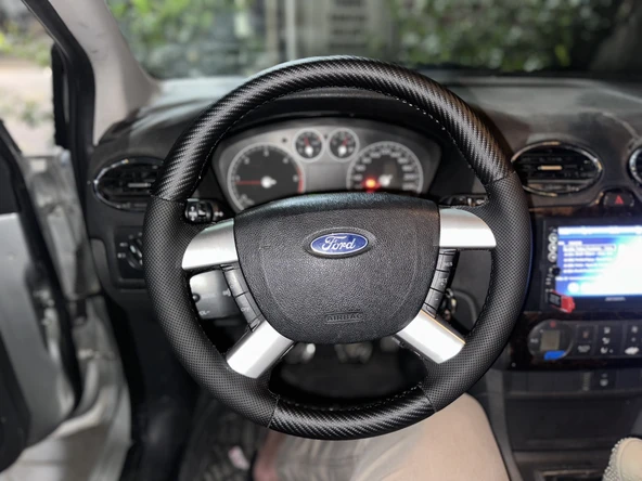 Focus 2.5 Araca Özgü Dikmeli Direksiyon Kılıfı Nokta Karbon Siyah İpli - Resim 2