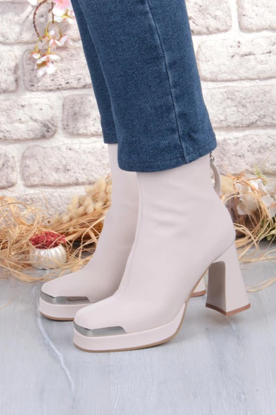 Guja 25K414-2 Kalın Topuklu Kut Burun Arka Kısımdan Fermuarlı Kadın Bot - Resim 9