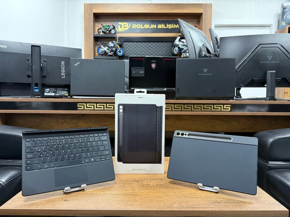 Samsung Galaxy Tab S10+ S9+ Klavyeli Mousepadli Kılıf (İKİNCİ EL)