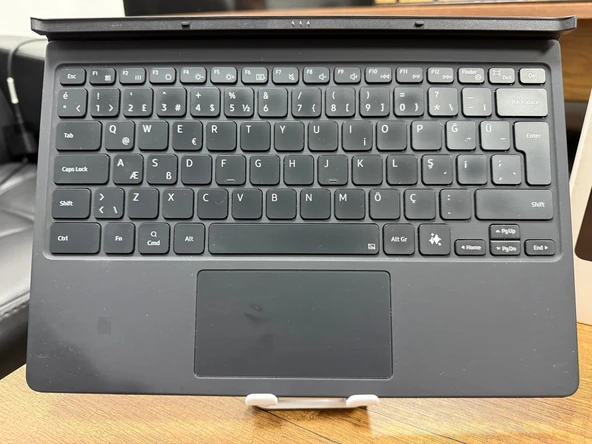 Samsung Galaxy Tab S10+ S9+ Klavyeli Mousepadli Kılıf (İKİNCİ EL) - 2
