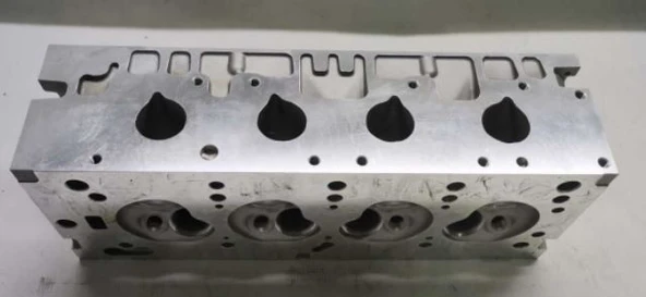 Renault Silindir Kapagı R19 Expres Kangoo Clio Logan 1,4 E7j E6j (cok Delikli Yan Kanal) - Ozgayd Ch09-010 ürün görseli