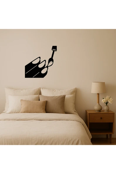 Akman Oje Şişesi Tasarımlı MDF Duvar Tablosu 46,9 cm x 47,1 cm - ACL6204740-5977 ürün görseli