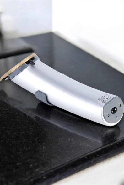 4 Taraklı Taşınabilir Profesyonel Saç ve Sakal Kesme Tıraş Makinesi - Resim 4