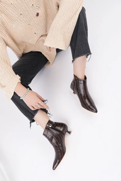 Muggo ÇAÇA Kroko Desenli Sivri Burun İnce Topuklu Fermuarlı Kadın Bot - 3