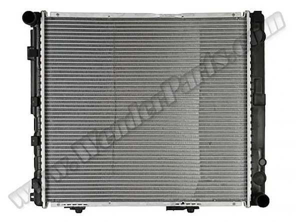 Mercedes Motor Su Radyatoru (om601, Om602, Klimalı) W124 85>93 S124 89>93 - Wenderparts Ma1245009203 ürün görseli
