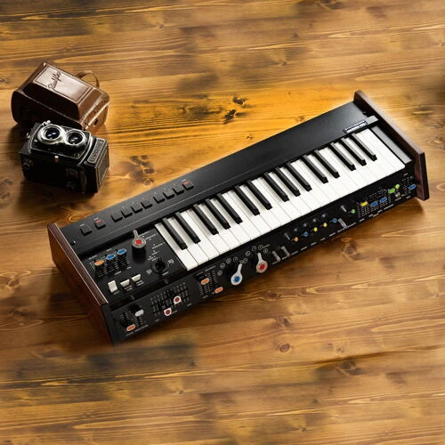 miniKORG 700Sm ürün görseli