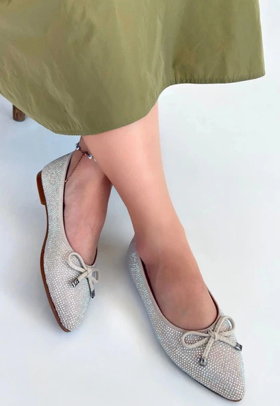 BİÇOMİ Sarra Bej Saten İşlemeli Babet Ayakkabı - Resim 3