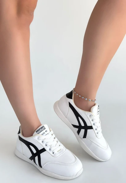 Pabucmarketi Beyaz Siyah Detaylı Bağcıklı Kadın Spor Ayakkabı - Resim 3