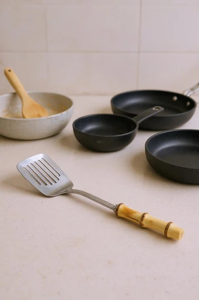 Bambum Mundo - Bambu Saplı Oluklu Kevgir 35*7,5cm