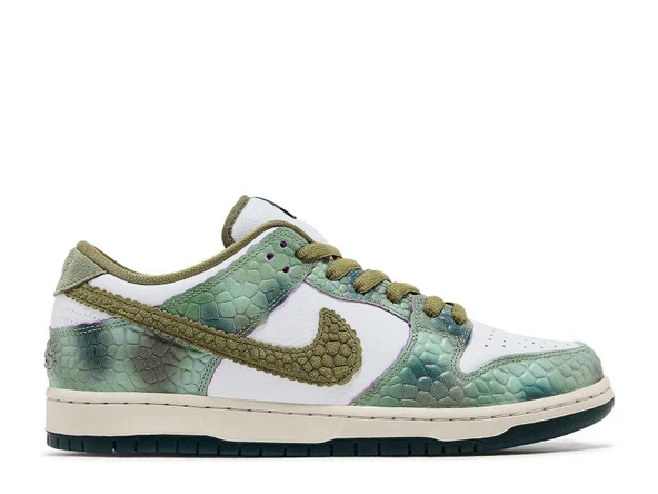 Nike SB Dunk Low Alexis Sablone Chameleon ürün görseli