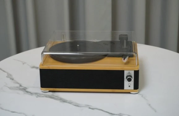 Fomix FM-109 Siyah Hoparlörlü Bluetoothlu Pikap Plak Çalar - 2