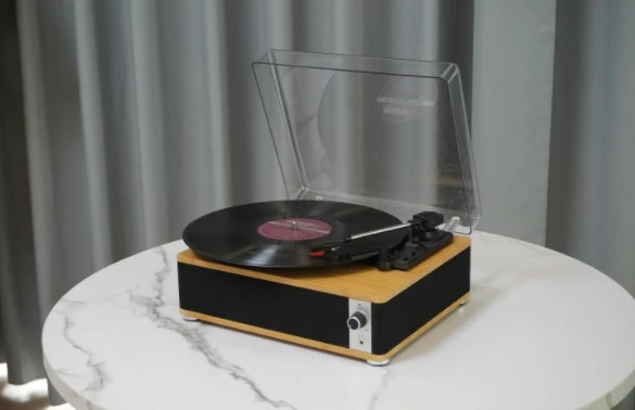 Fomix FM-109 Siyah Hoparlörlü Bluetoothlu Pikap Plak Çalar - 4