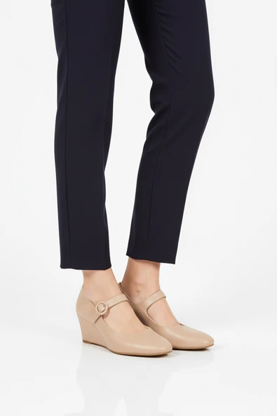 Aspor Bej Kadın Dolgu Topuk Ayakkabı