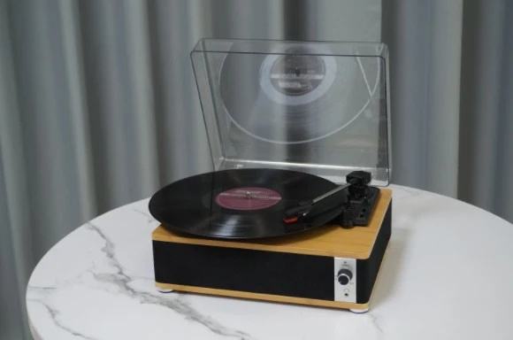 Fomix FM-109 Siyah Hoparlörlü Bluetoothlu Pikap Plak Çalar - 5