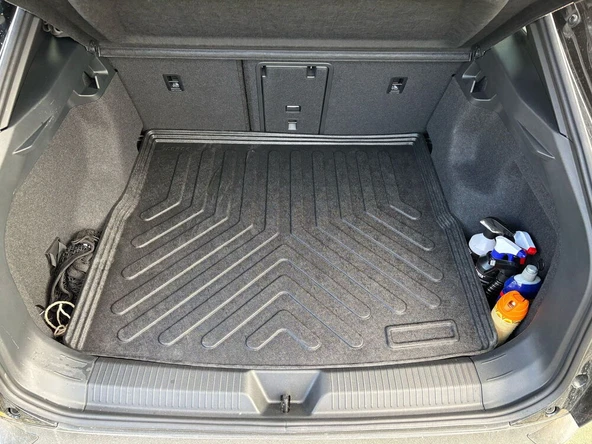 Rizline Volkswagen ID.4  Elektrikli 3D Havuzlu Paspas ve ÜST Bagaj Havuzu Set - Resim 2