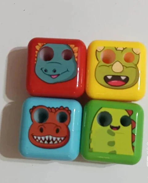 RENKLİ KALEMTRAŞ GENİŞ HAZNELİ ÇİFT AÇACAKLI (4ADET) - Resim 4