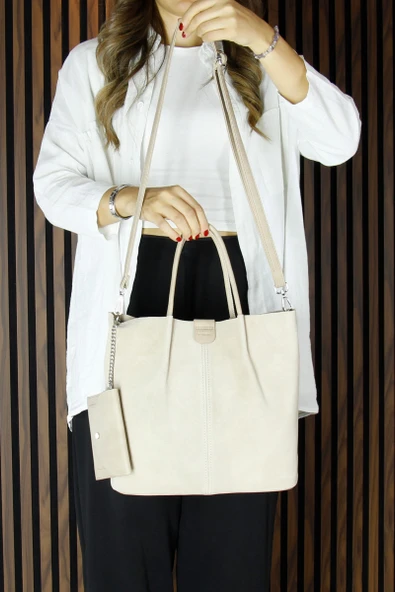 Erkan Saçmacı Bej Hakiki Dana Süet Manyetik Kapaklı Fermuarlı Çift İç Cepli Ayarlanabilir Askılı Günlük Büyük Boy Omuz Çantası ve Cüzdanı - 4