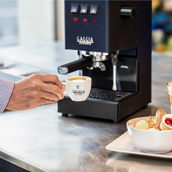 Gaggia New Classic E24 Mavi Espresso Makinesi - 5