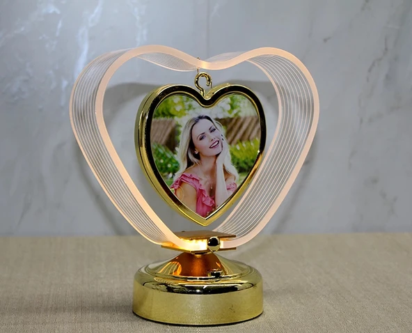 Kişiye Özel Fotoğraf Alanlı Kalpli Led Çerçeve Model 1 ürün görseli 1